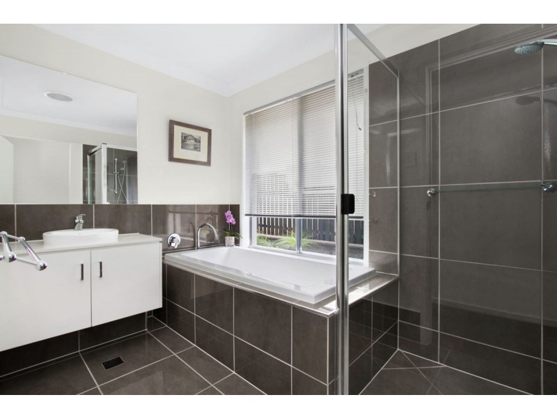 1 Peel Street, Upper Coomera QLD 4209