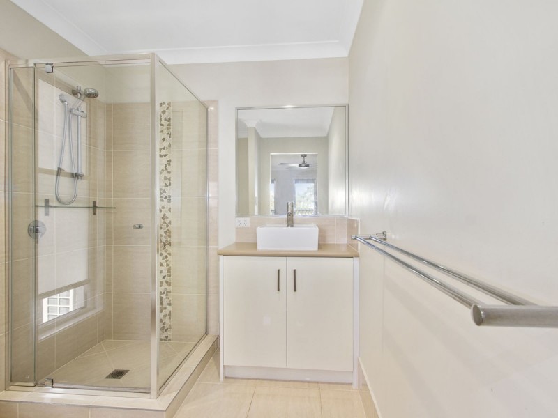 9 Gresswell Crescent, Upper Coomera QLD 4209