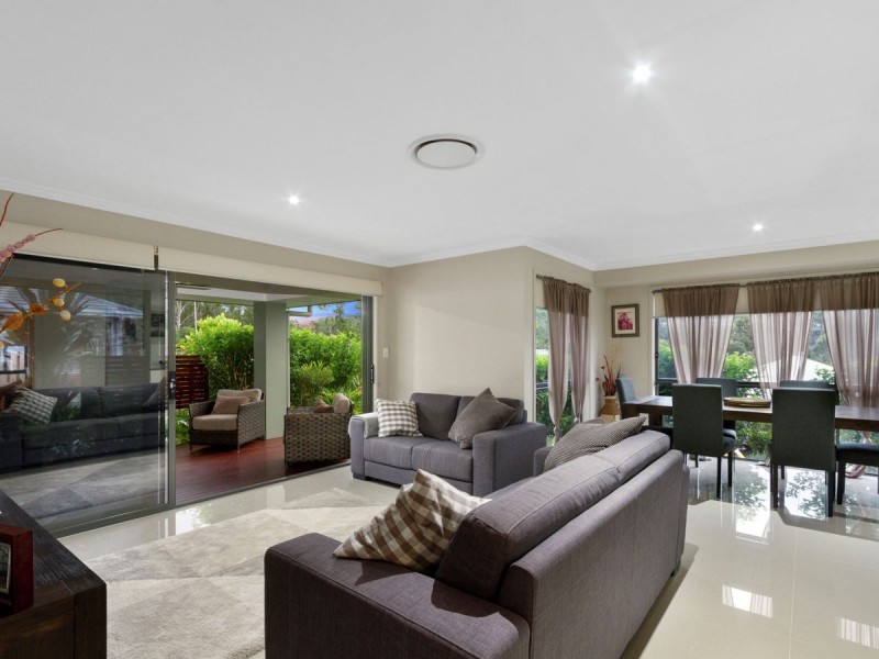 32 Wolseley Way, Upper Coomera QLD 4209