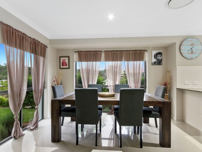 32 Wolseley Way, Upper Coomera QLD 4209