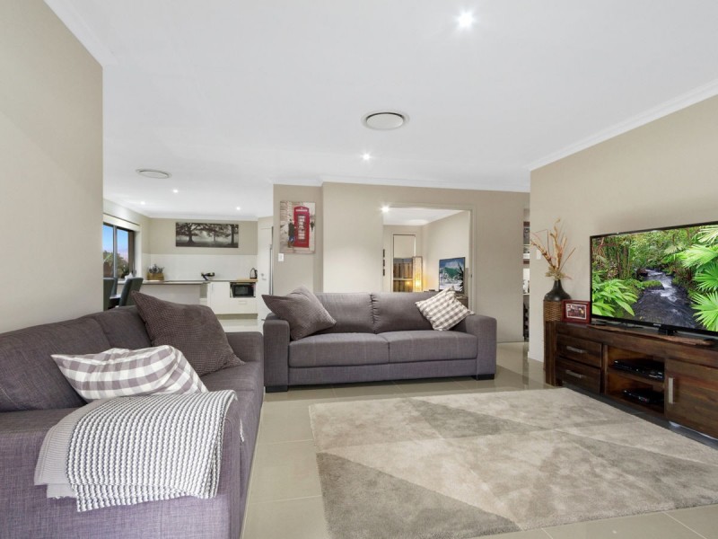 32 Wolseley Way, Upper Coomera QLD 4209