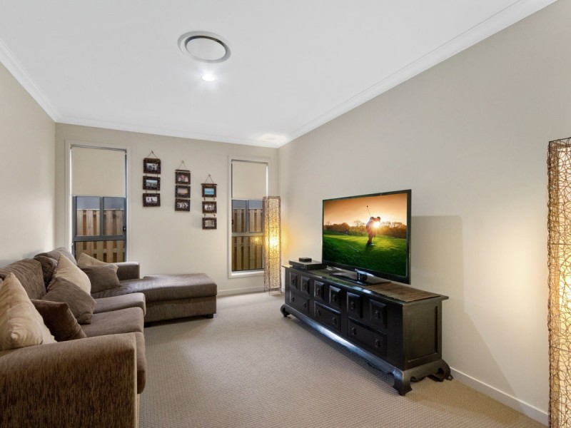 32 Wolseley Way, Upper Coomera QLD 4209