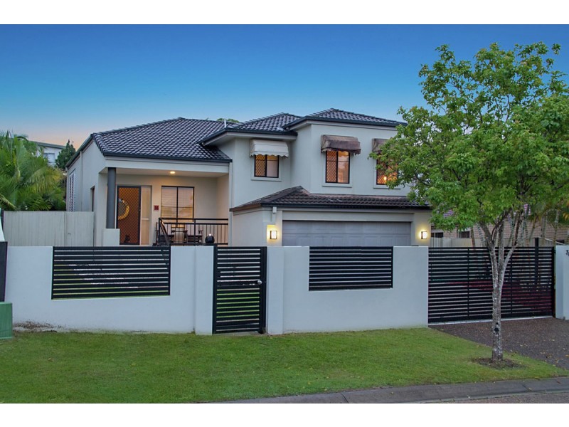 38 FAN ROAD, Robina QLD 4226