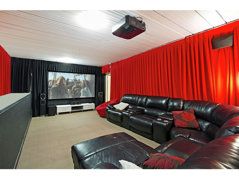 38 FAN ROAD, Robina QLD 4226