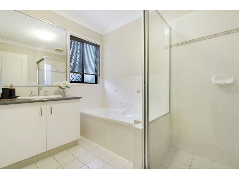 38 FAN ROAD, Robina QLD 4226