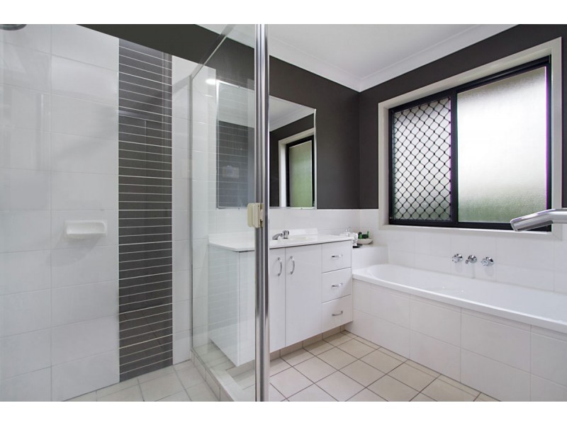 11 Treeline Circuit, Upper Coomera QLD 4209