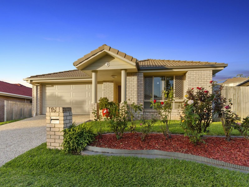 15 Shawnee Crescent, Pimpama QLD 4209