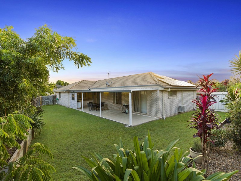 15 Shawnee Crescent, Pimpama QLD 4209
