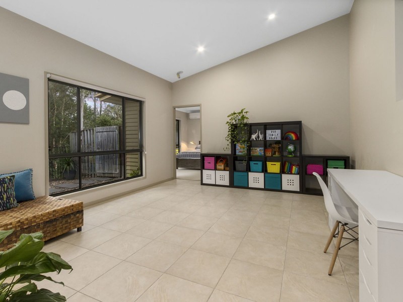 1 Jonathan Street, Upper Coomera QLD 4209