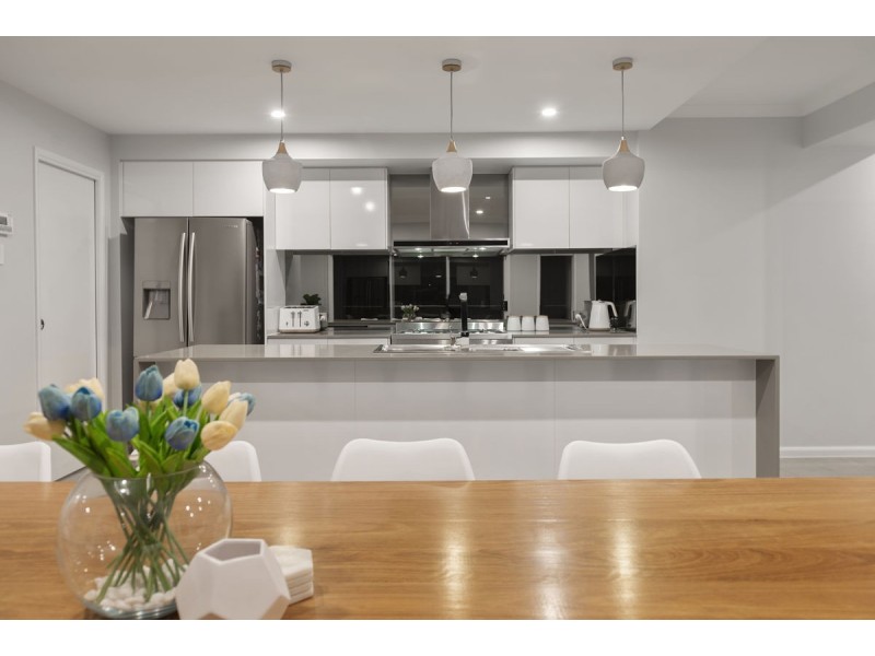 1 Kintore Lane, Upper Coomera QLD 4209