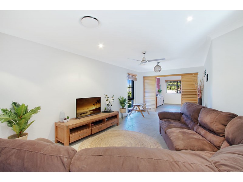 42 Rix Dr, Upper Coomera QLD 4209