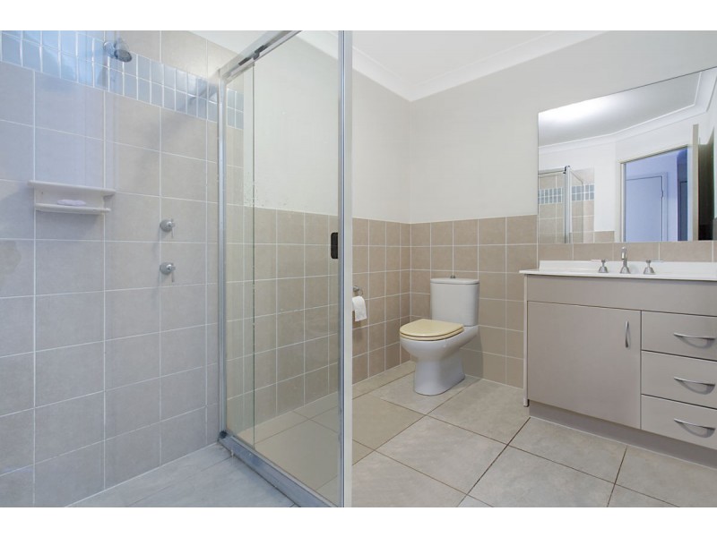 42 Rix Dr, Upper Coomera QLD 4209