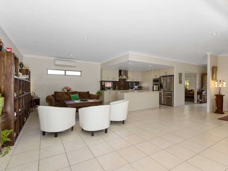 19 Garawarra Crescent, Upper Coomera QLD 4209