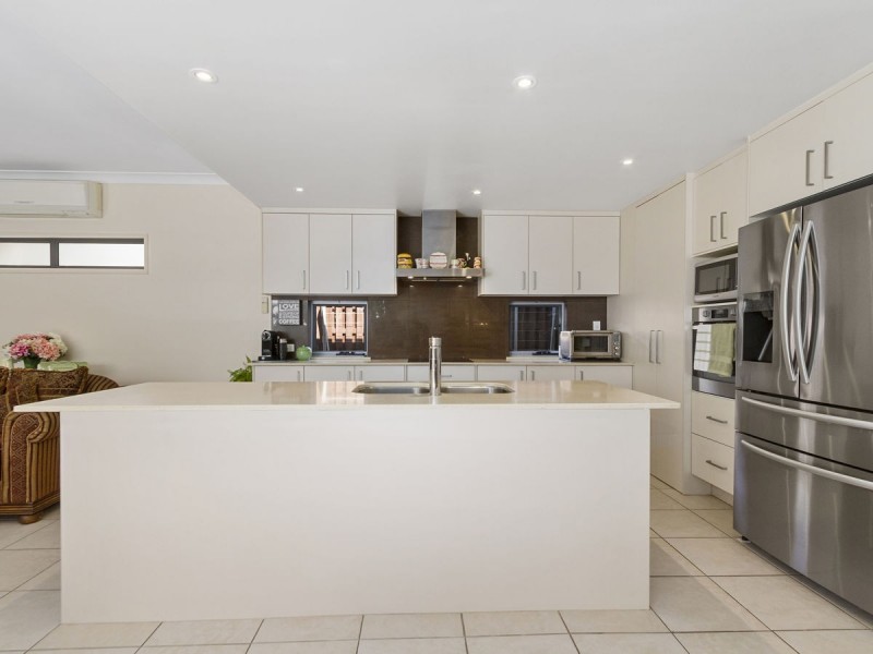 19 Garawarra Crescent, Upper Coomera QLD 4209