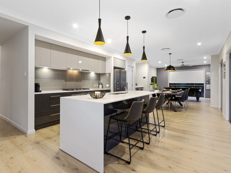 121 The Peninsula, Helensvale QLD 4212