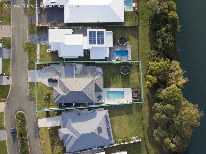 121 The Peninsula, Helensvale QLD 4212