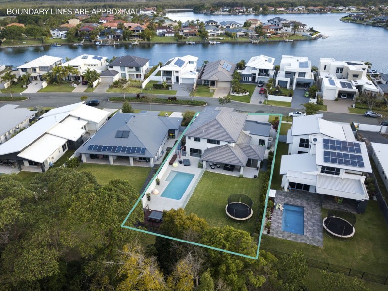 121 The Peninsula, Helensvale QLD 4212