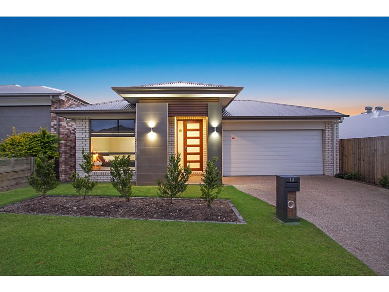 13 Arrowsmith Crescent, Ormeau Hills QLD 4208