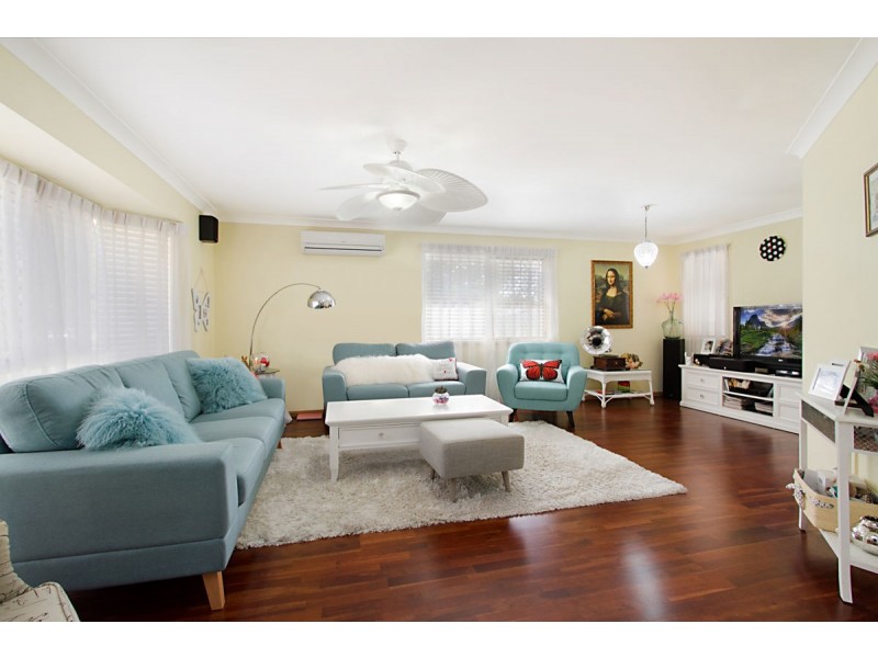 15 Winslow Court, Oxenford QLD 4210