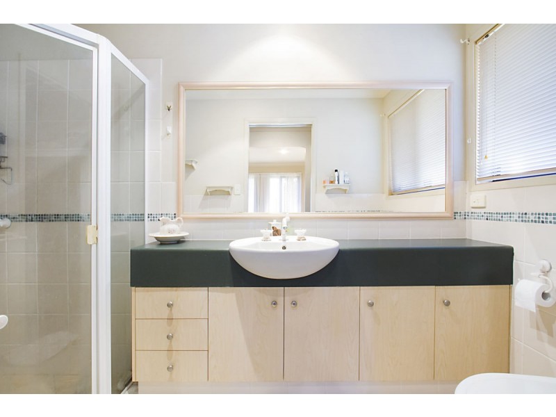 15 Saint Stephens Drive, Upper Coomera QLD 4209