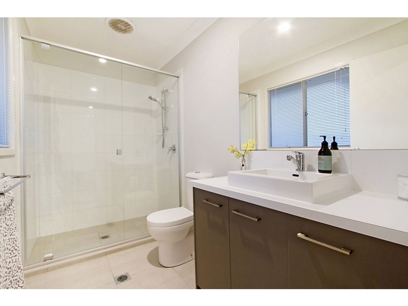 21 Gainsborough Drive, Pimpama QLD 4209