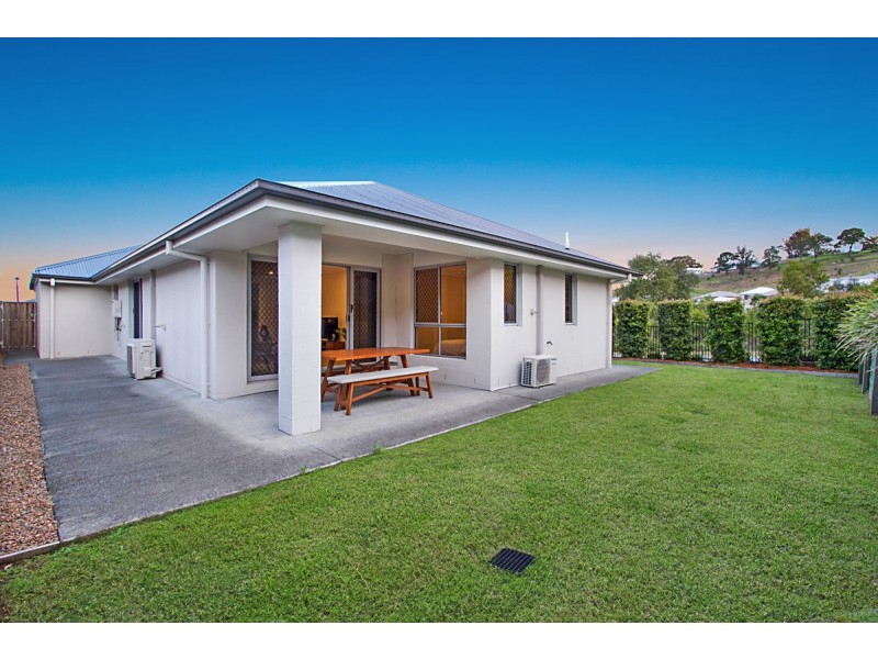 57 Prairie Avenue, Maudsland QLD 4210