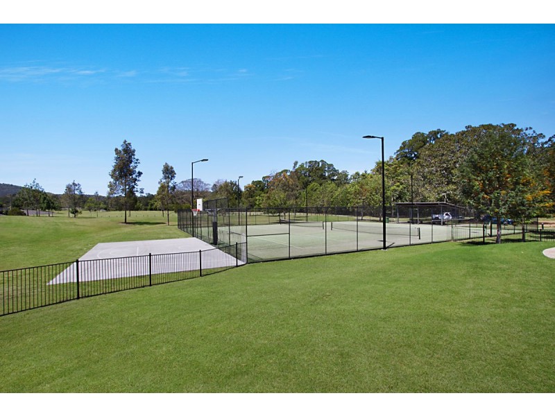 57 Prairie Avenue, Maudsland QLD 4210