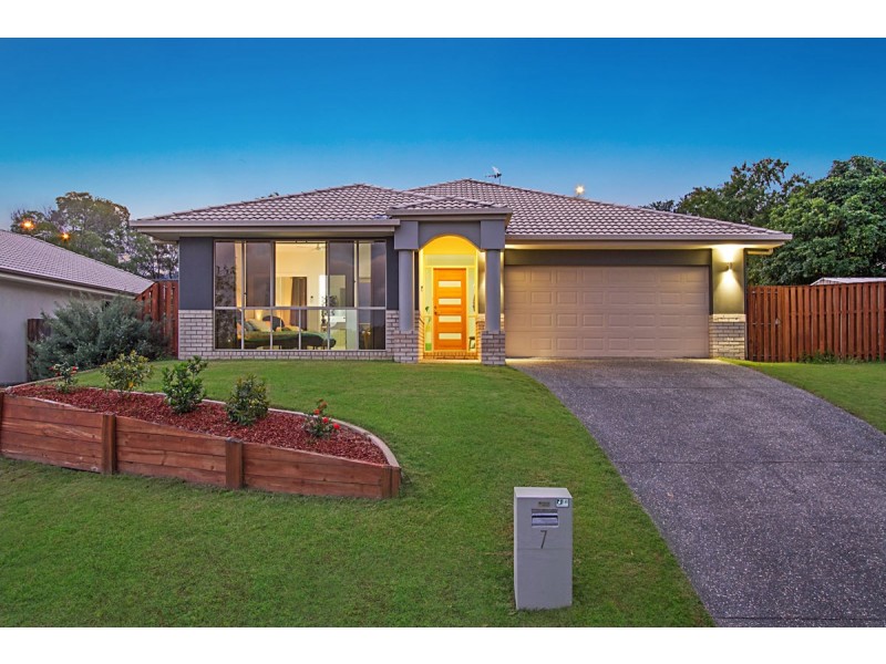 7 Treeline Circuit, Upper Coomera QLD 4209