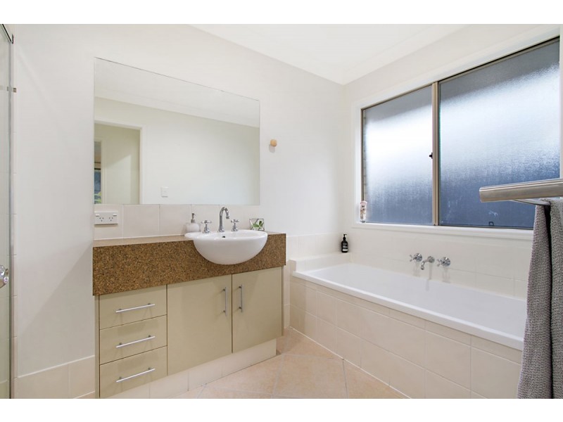 7 Treeline Circuit, Upper Coomera QLD 4209