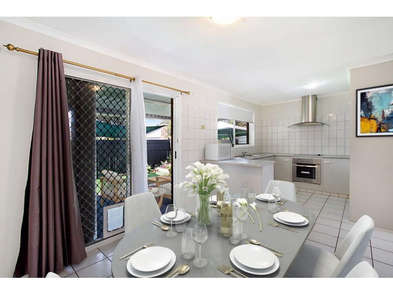 2/16 River Oak Drive, Helensvale QLD 4212