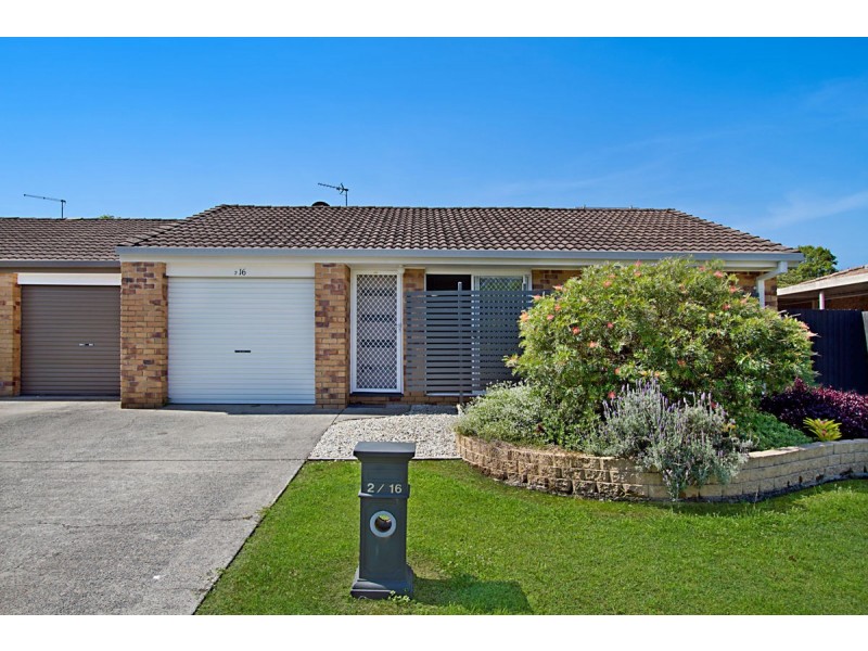 2/16 River Oak Drive, Helensvale QLD 4212