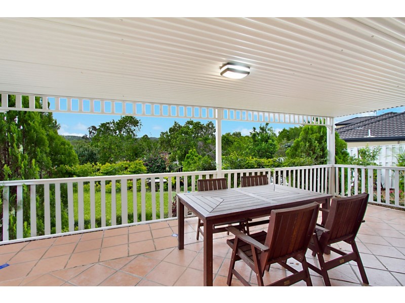 24 Antipodes Close, Pacific Pines QLD 4211