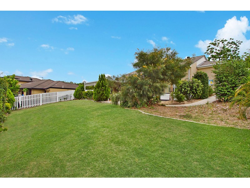 24 Antipodes Close, Pacific Pines QLD 4211