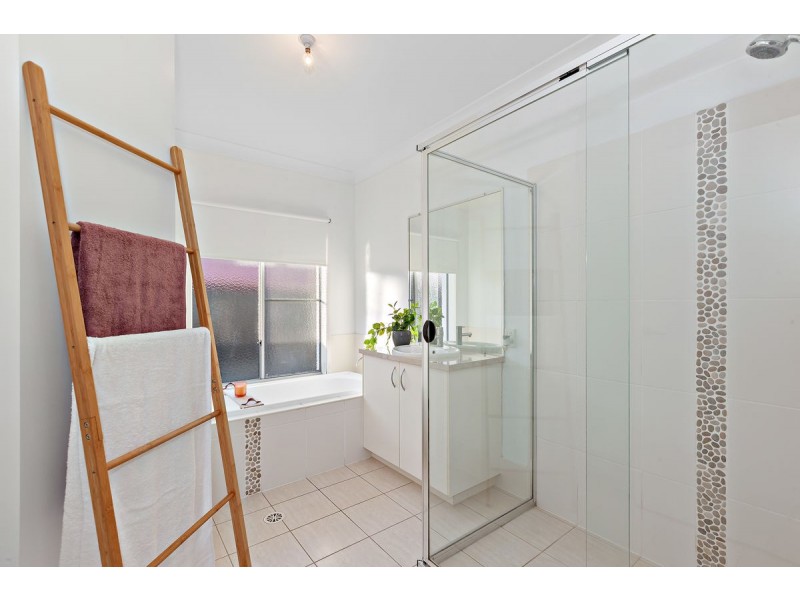 14 Heatherdale Drive, Upper Coomera QLD 4209