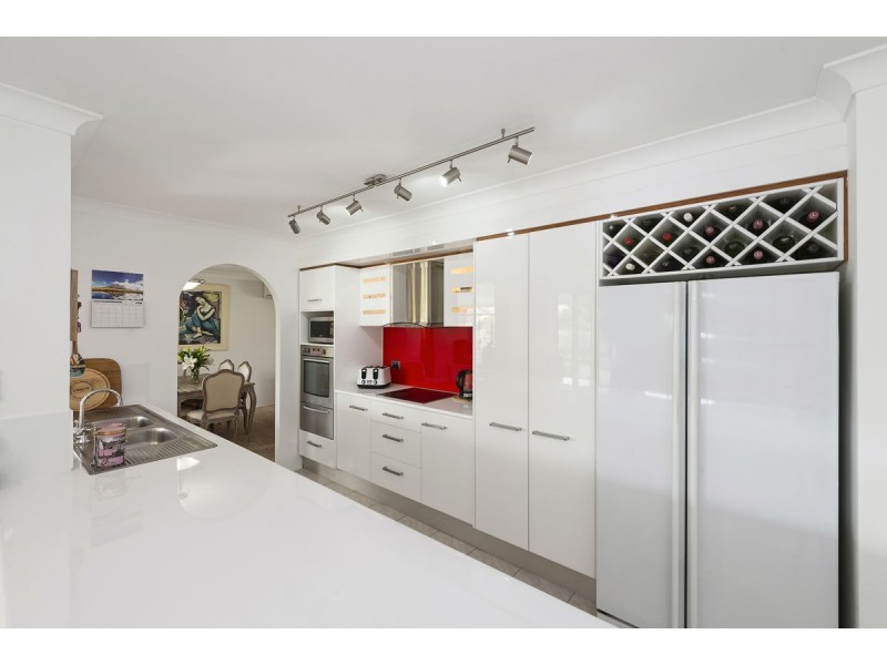 7 Balwyn Court, Arundel QLD 4214