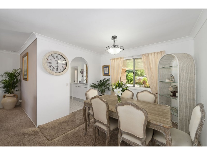 7 Balwyn Court, Arundel QLD 4214