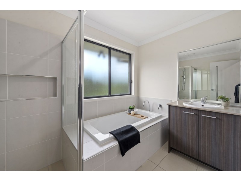 53 Wimmera Crescent, Upper Coomera QLD 4209