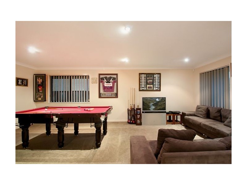 204 Billinghurst Cres, Upper Coomera QLD 4209