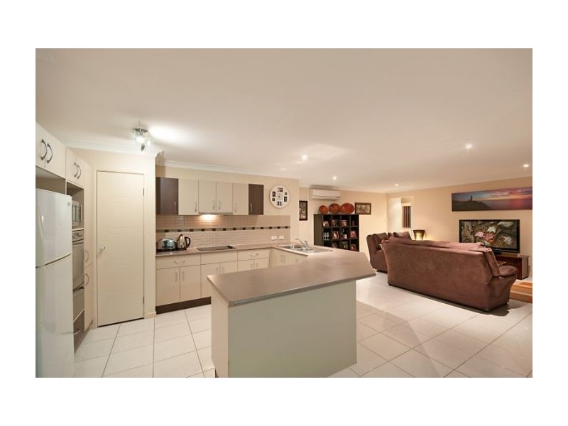 204 Billinghurst Cres, Upper Coomera QLD 4209