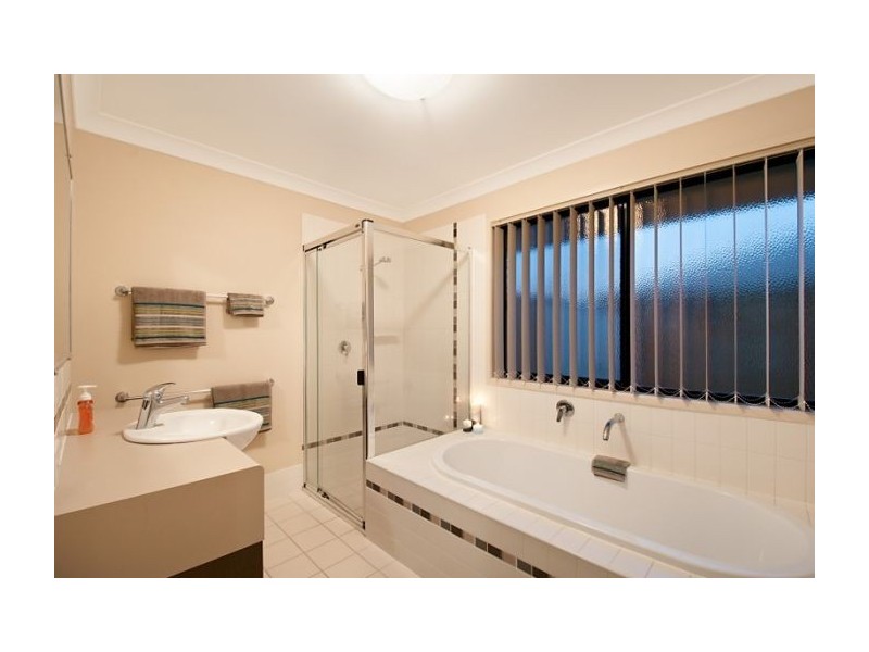 204 Billinghurst Cres, Upper Coomera QLD 4209