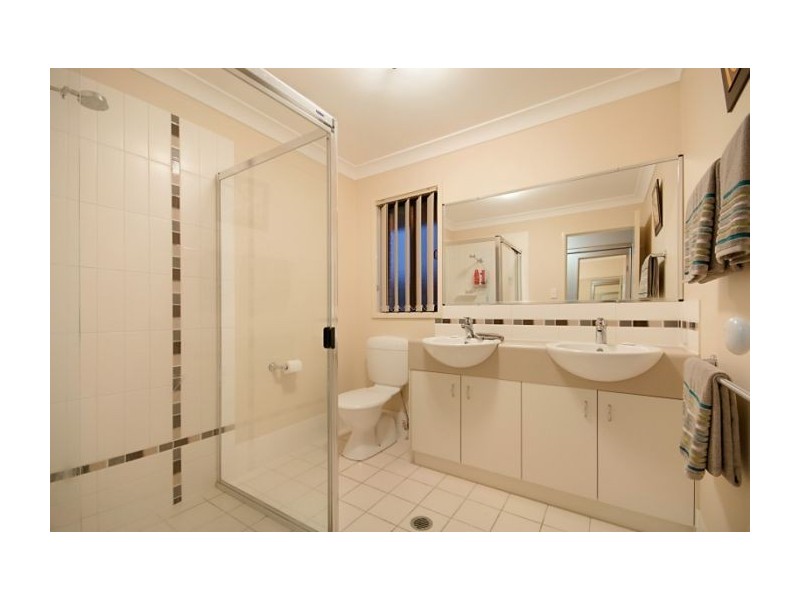 204 Billinghurst Cres, Upper Coomera QLD 4209