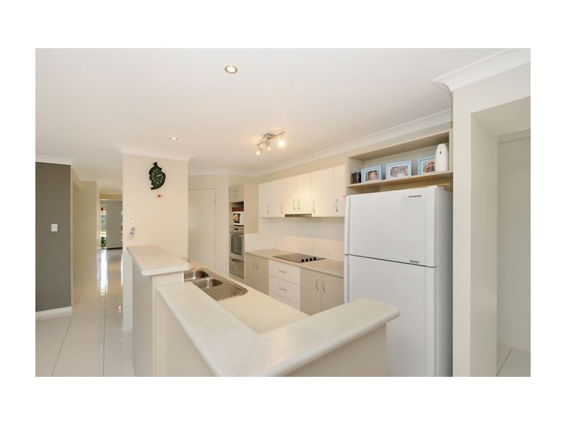 206 Billinghurst Cres, Upper Coomera QLD 4209