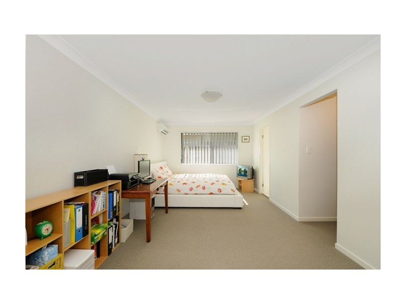 206 Billinghurst Cres, Upper Coomera QLD 4209