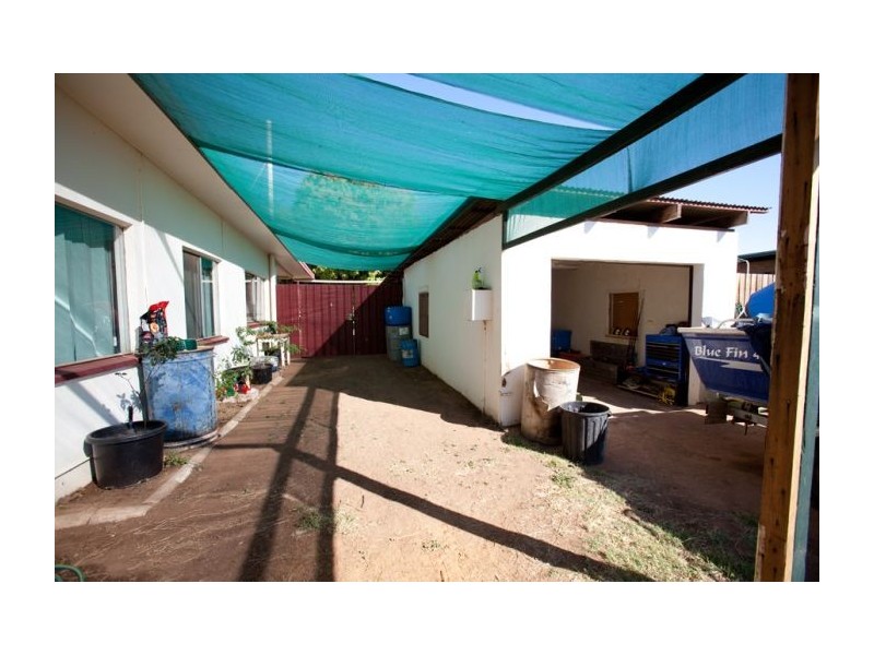 41 George St, Mount Isa QLD 4825