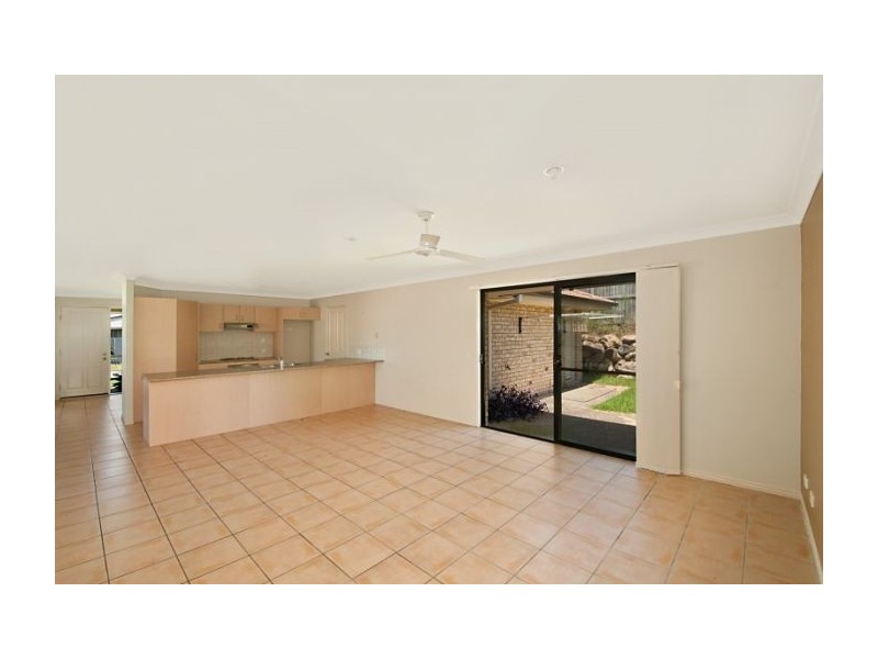 24 Freestone Dr, Upper Coomera QLD 4209