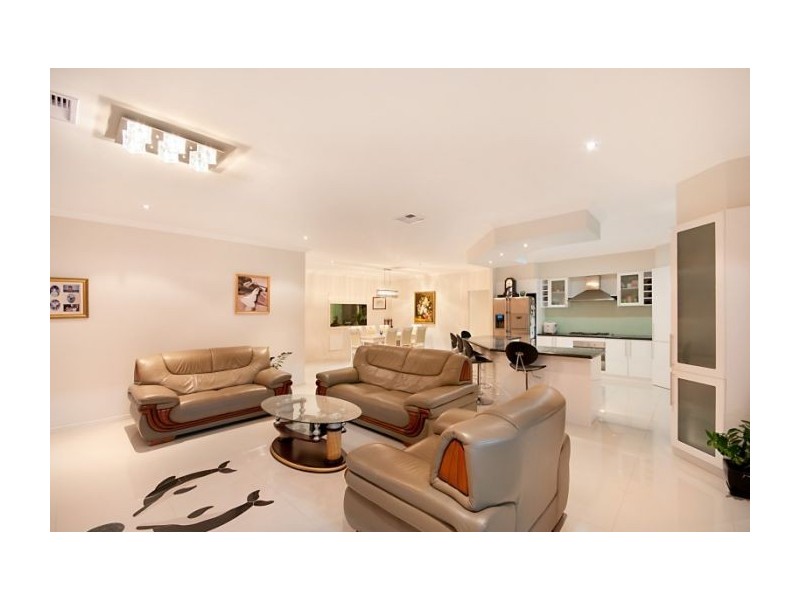 12 Coach Way, Upper Coomera QLD 4209