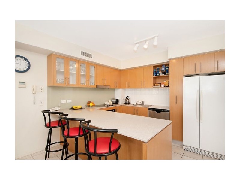 8403 Magnolia Dr East, Hope Island QLD 4212