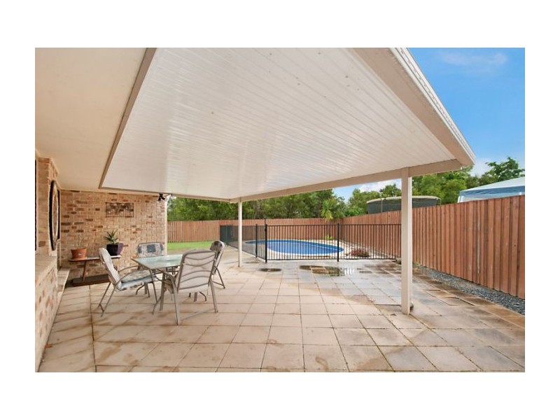 2 Dean Ct, Upper Coomera QLD 4209