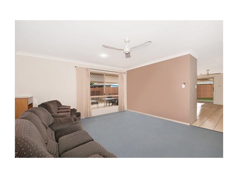 2 Dean Ct, Upper Coomera QLD 4209