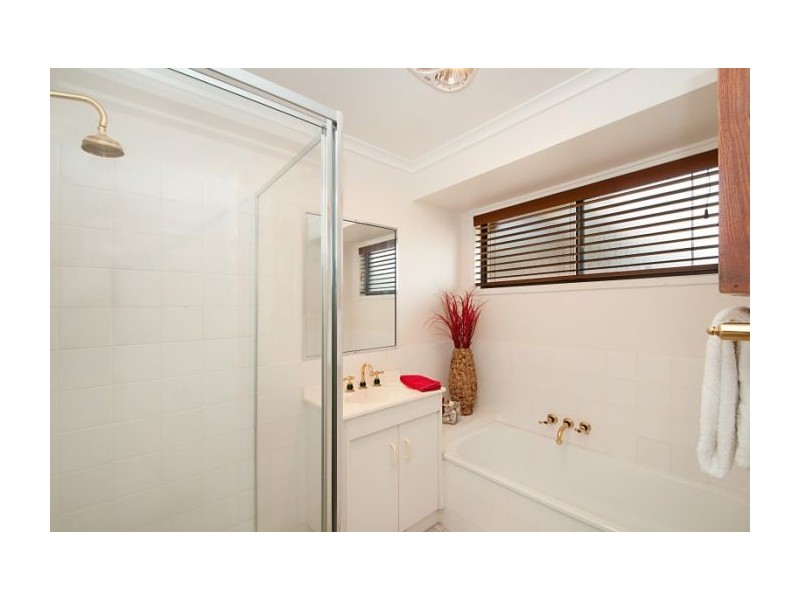 2/12 Vine Ct, Oxenford QLD 4210